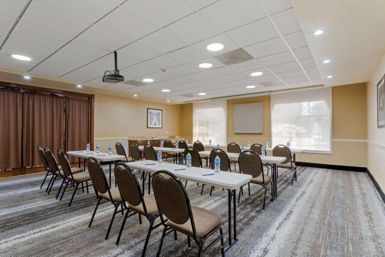 Comfort Suites Kingwood Houston North Humble 59 Exterior photo