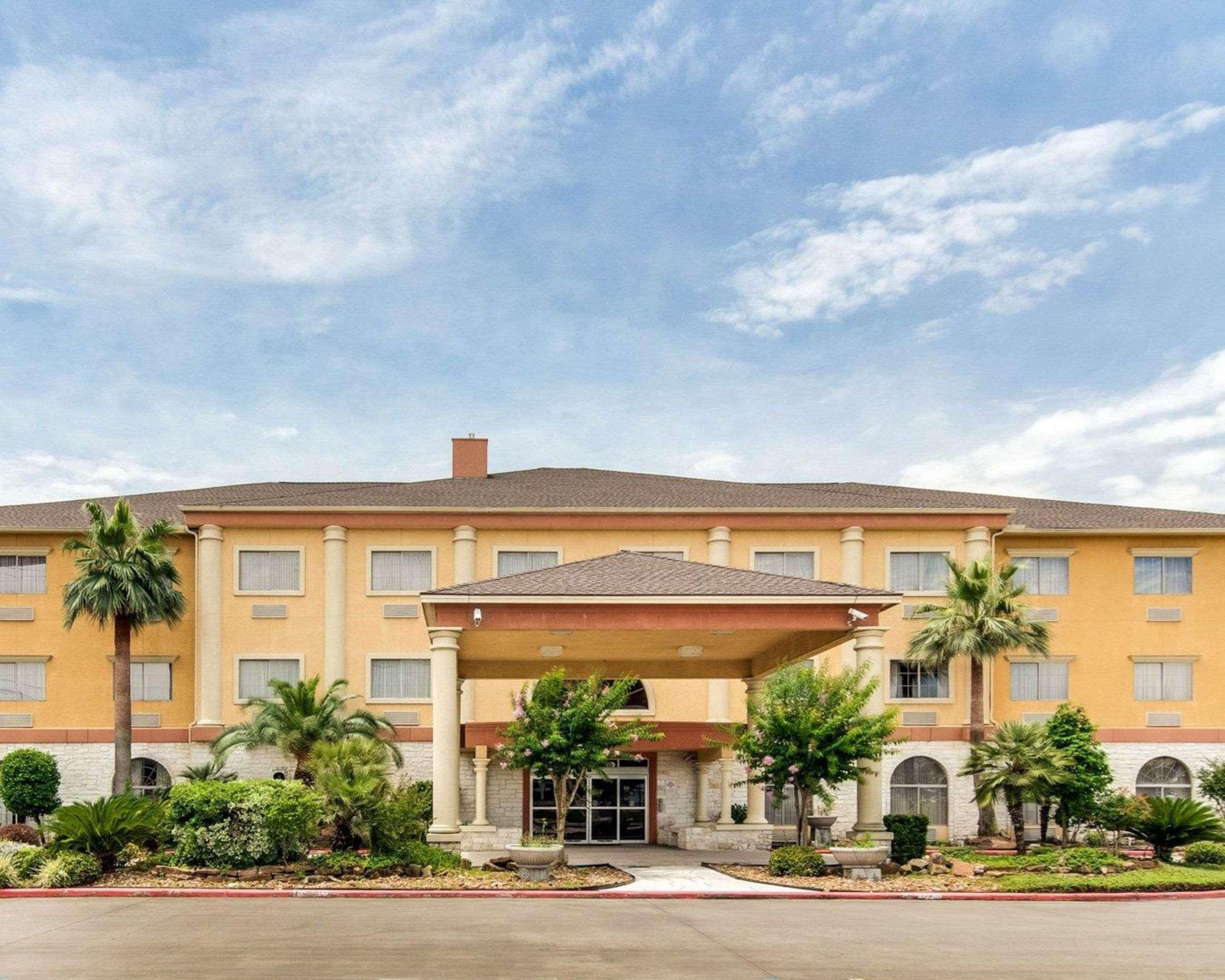 Comfort Suites Kingwood Houston North Humble 59 Exterior photo